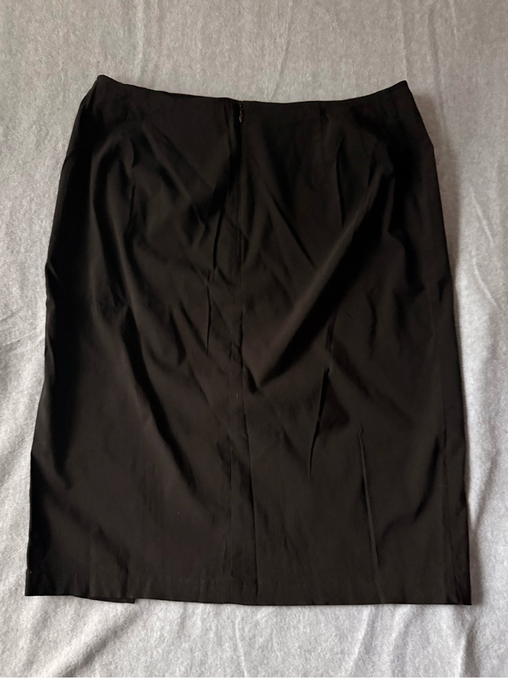 Venezia Jeans Women’s Black Pencil Skirt Size 16 Stretch Back Zip Vent